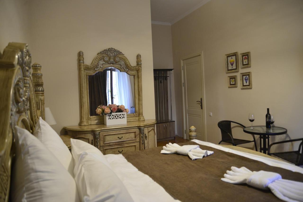 Hotel Victoria Bordžomi Exteriér fotografie