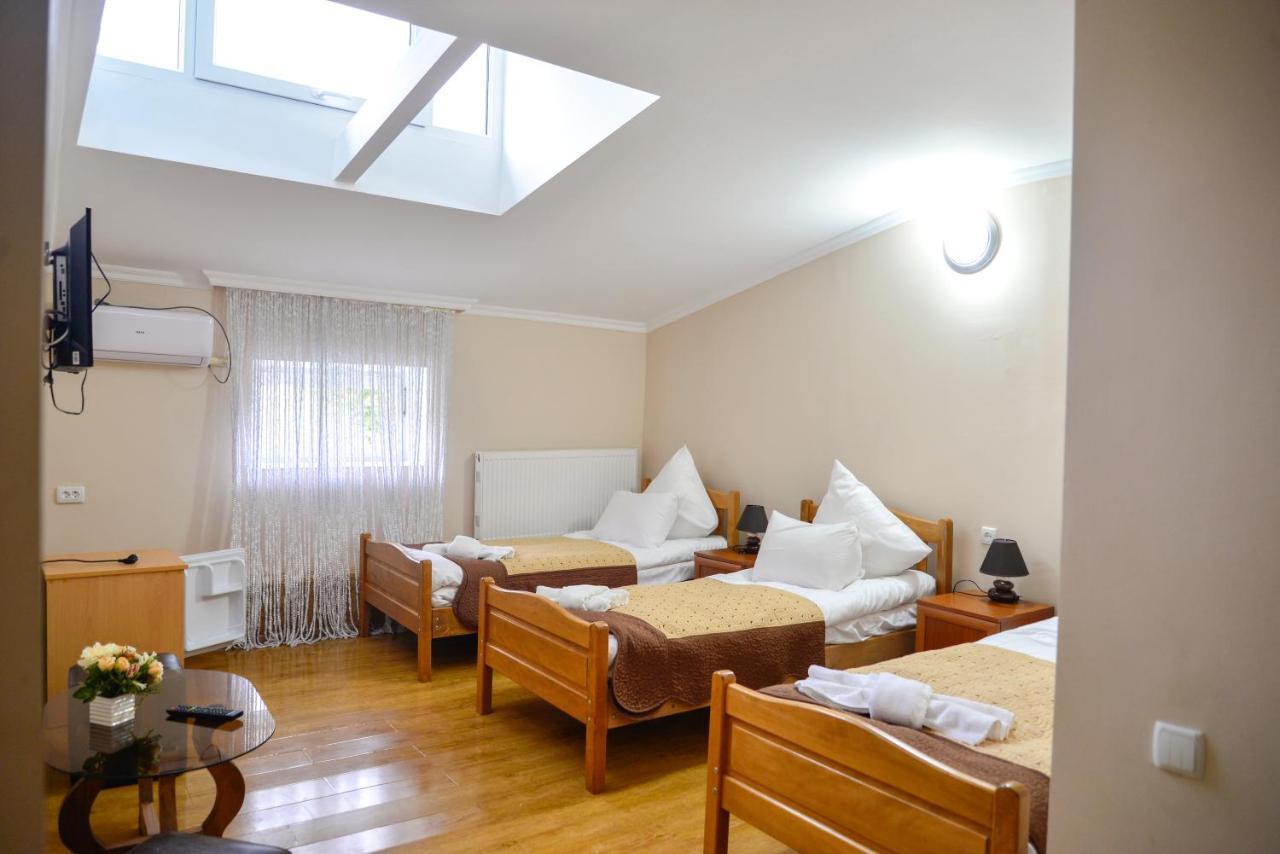Hotel Victoria Bordžomi Exteriér fotografie
