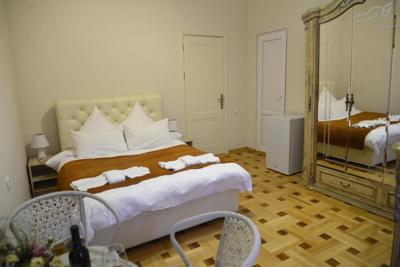 Hotel Victoria Bordžomi Exteriér fotografie