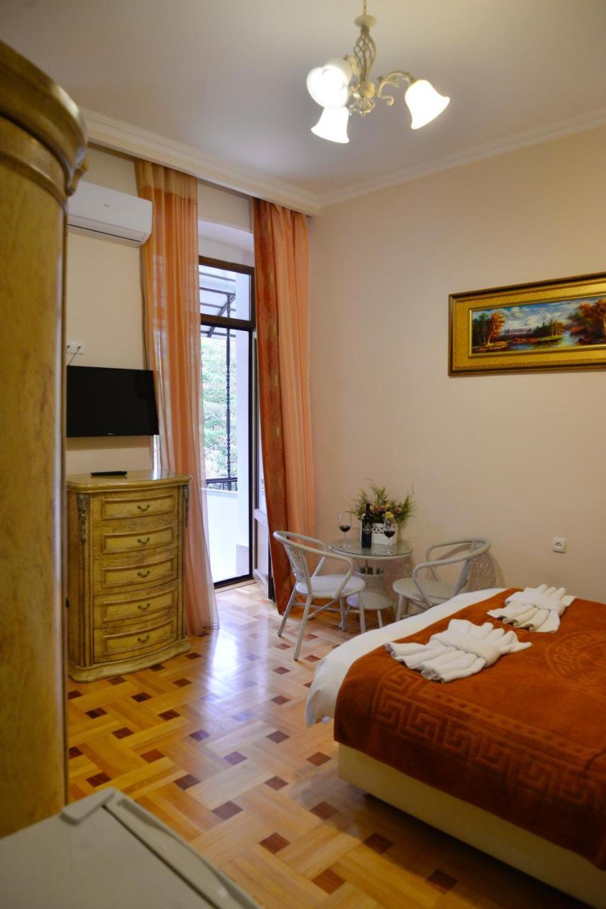 Hotel Victoria Bordžomi Exteriér fotografie