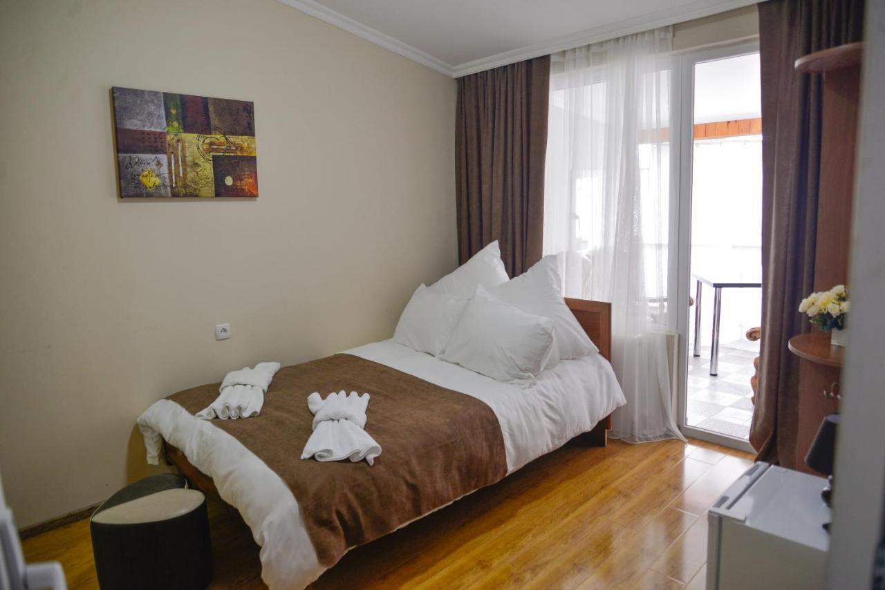 Hotel Victoria Bordžomi Exteriér fotografie