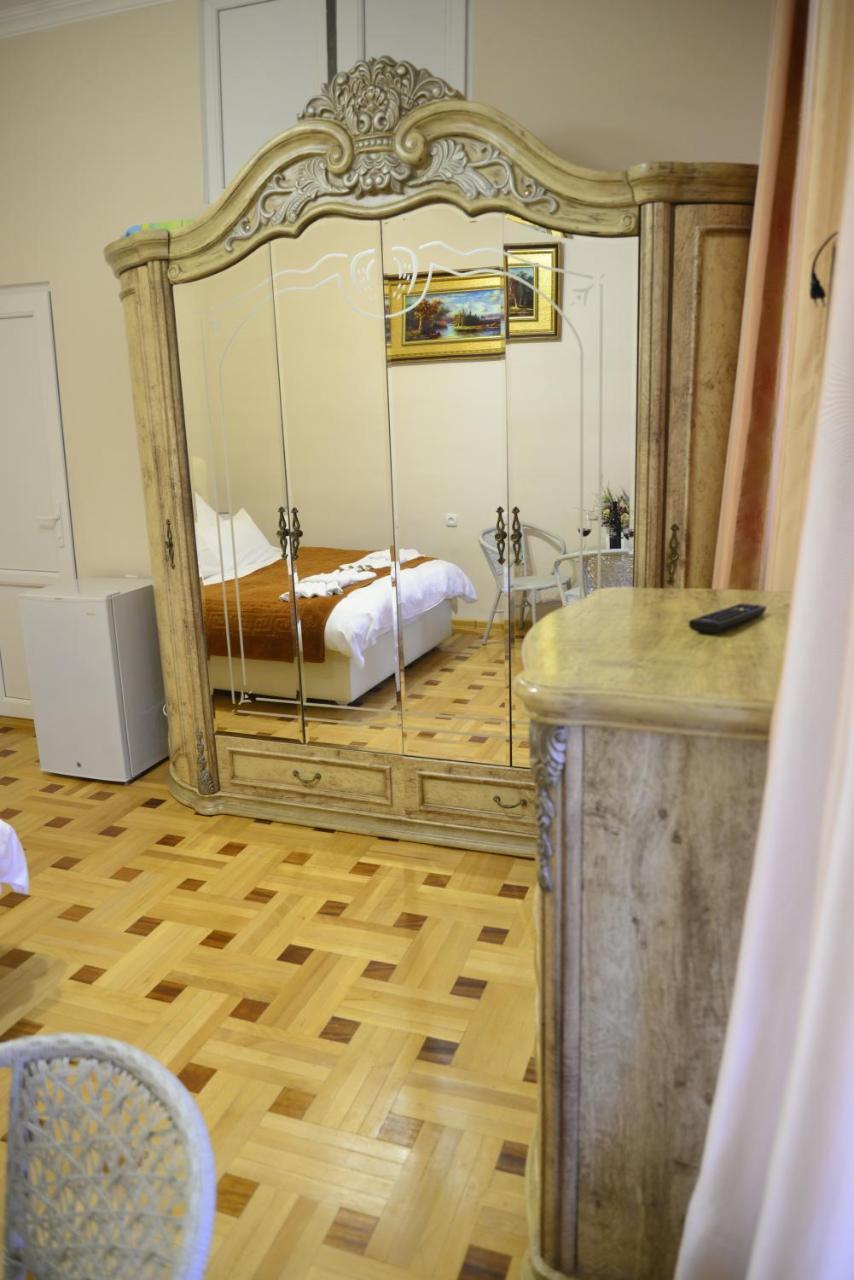 Hotel Victoria Bordžomi Exteriér fotografie